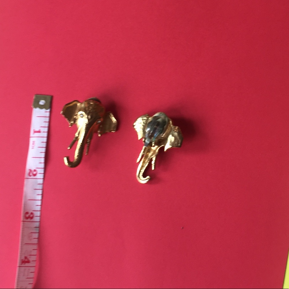 Golden elephant clip-on earrings - Picture 6 of 6